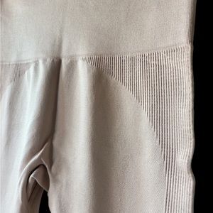 SET ACTIVE WEAR LEGGINGS XS Blush NEW